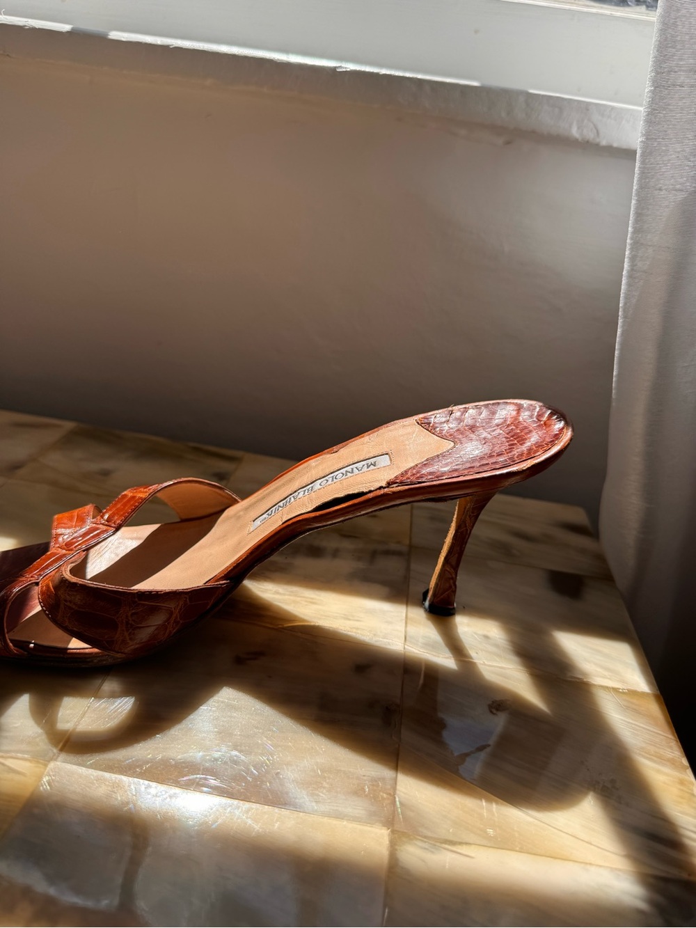 Manolo Blahnik Callamu Heels - Picture 3 of 7